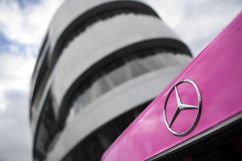 Daimler получила убыток во 2 кв из-за коронавируса и реструктуризации