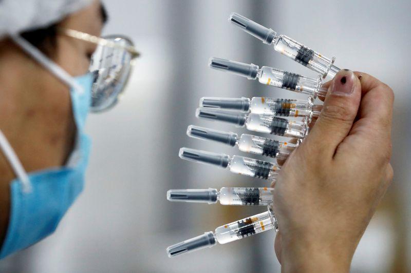 Украинский партнер Sinovac может отложить поставки вакцины от COVID-19 -- письмо От Reuters