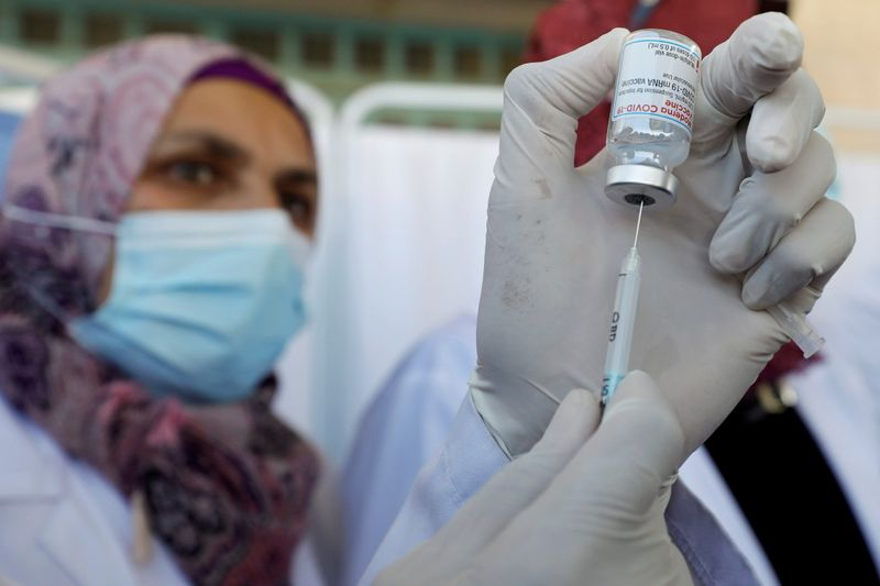Прекращение пандемии возможно при затратах около $50 млрд -- МВФ От Reuters